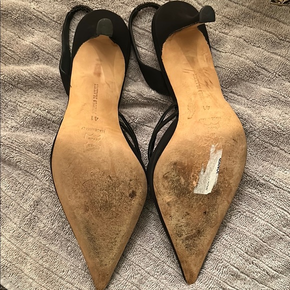 Manolo Blahnik Black Stiletto Heels with Cut-Out Bow Design Pointed Slingback - Picture 4 of 4